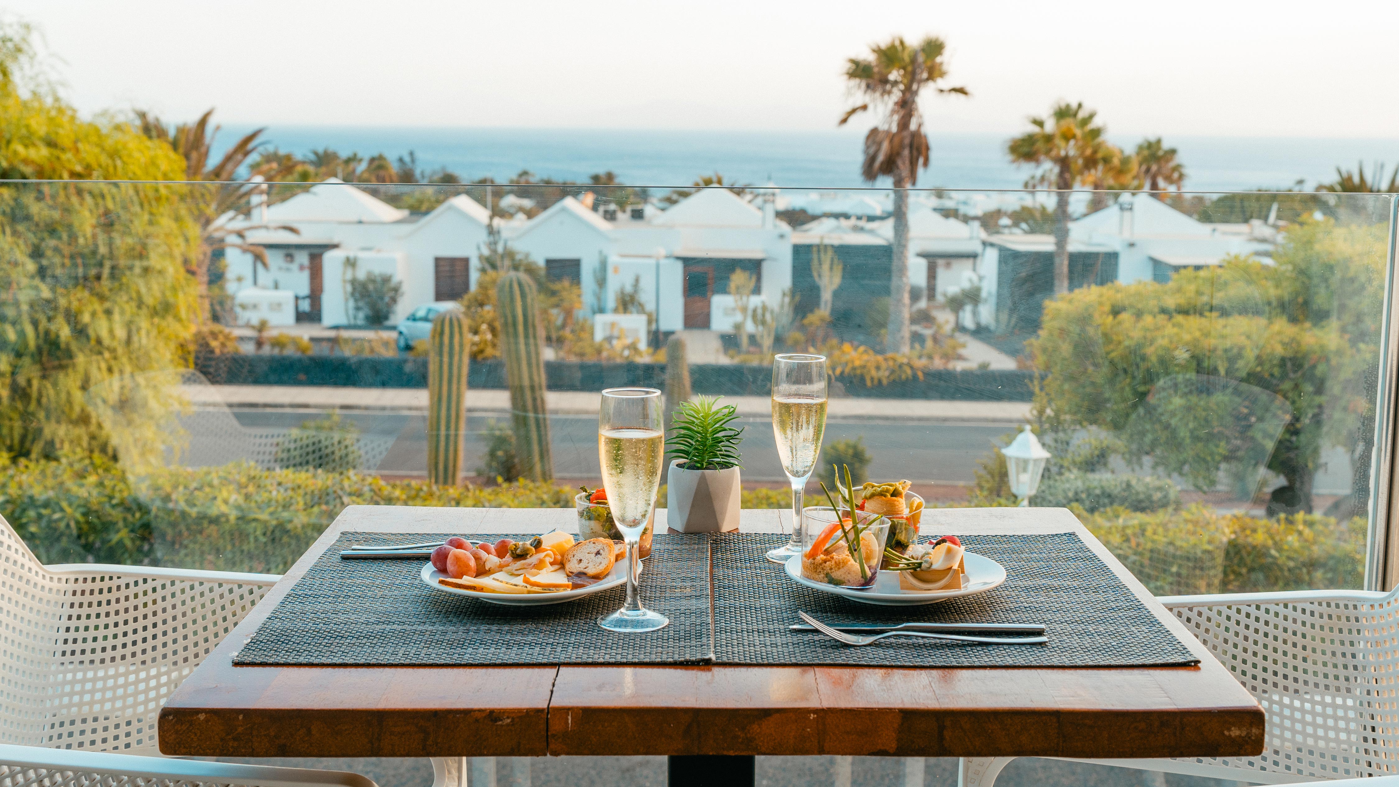 Dining table setup in Buffet Restaurant at Alyssa Suite Hotel