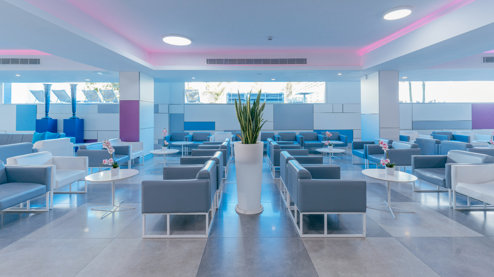 Lounge area in The Marieta Lounge Bar at Labranda Marieta